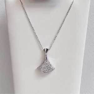 White Gold Plated Cubic Zirconia Fan Pendant Necklace 16” NEW